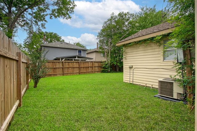 19527 Shady Bank Drive, Tomball, TX 77375