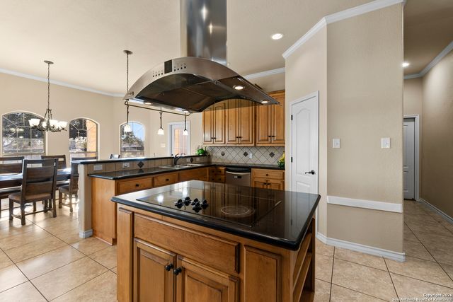 140 Legacy Trail, La Vernia, TX 78121