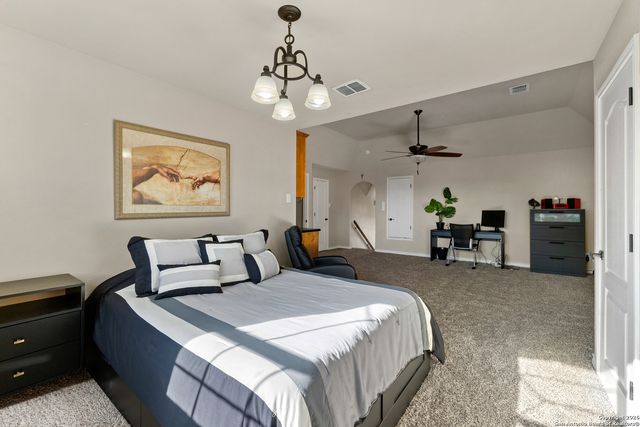 140 Legacy Trail, La Vernia, TX 78121