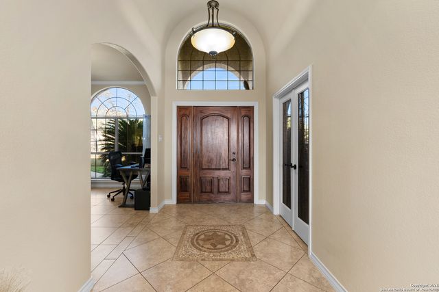 140 Legacy Trail, La Vernia, TX 78121