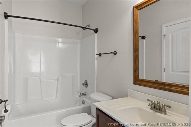 135 Valley Stream Road, Spring Lake, NC 28390