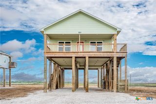 193 POWDERHORN Lane, Port Lavaca, TX 77979