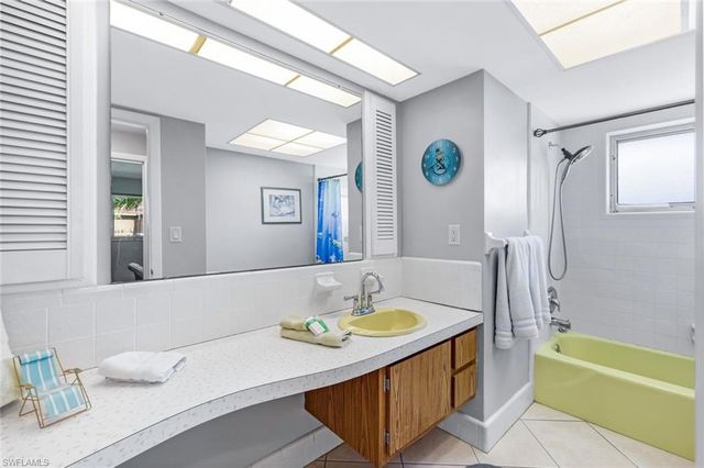 4305 1st AVE, Cape Coral, FL 33904