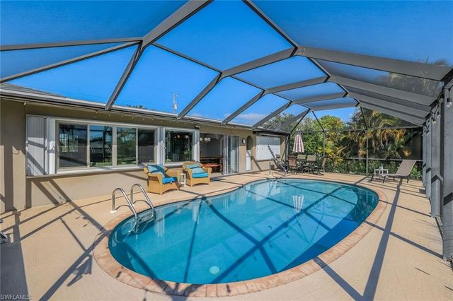 4305 1st AVE, Cape Coral, FL 33904