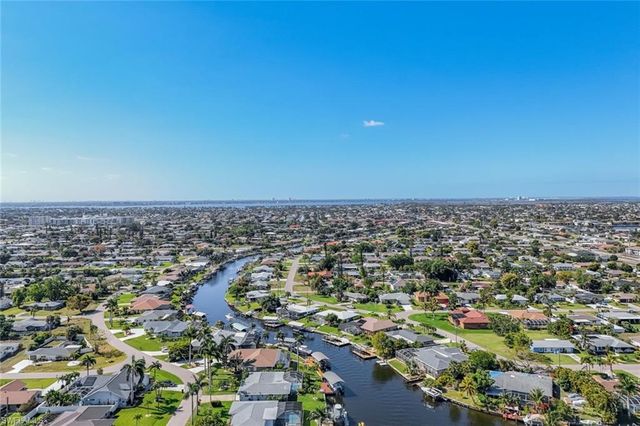 4305 1st AVE, Cape Coral, FL 33904