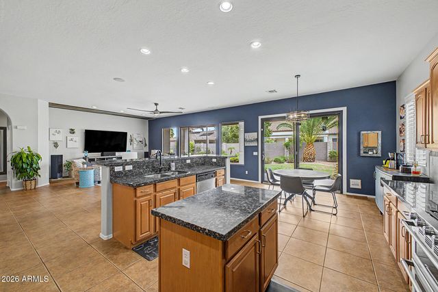 2972 E WINGED FOOT Drive, Chandler, AZ 85249