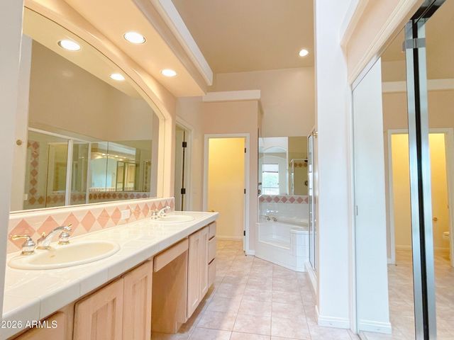 16044 E Sunflower Drive Unit 2, Fountain Hills, AZ 85268
