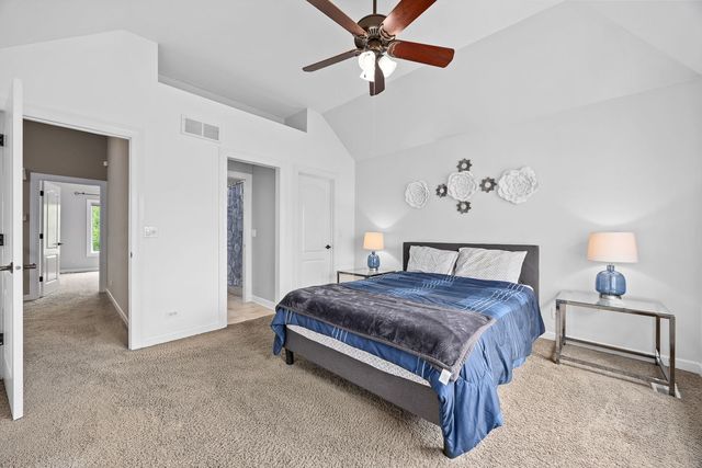 39W514 Bealer Circle, Geneva, IL 60134
