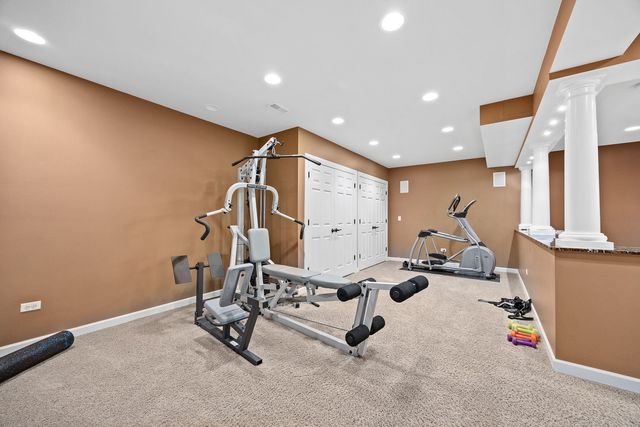 39W514 Bealer Circle, Geneva, IL 60134