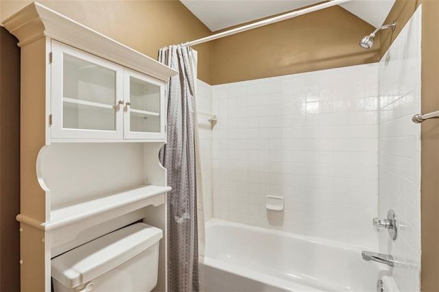 3930 W 223 Street, Bucyrus, KS 66013