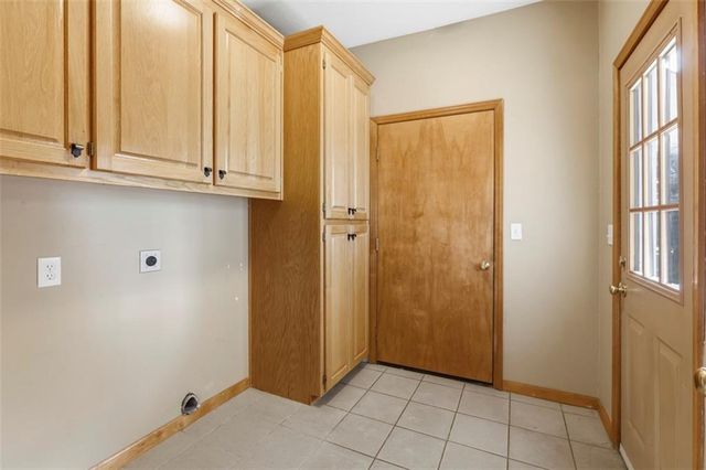 3930 W 223 Street, Bucyrus, KS 66013
