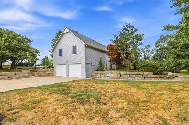 3930 W 223 Street, Bucyrus, KS 66013