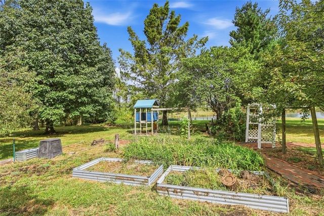 3930 W 223 Street, Bucyrus, KS 66013