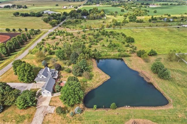 3930 W 223 Street, Bucyrus, KS 66013