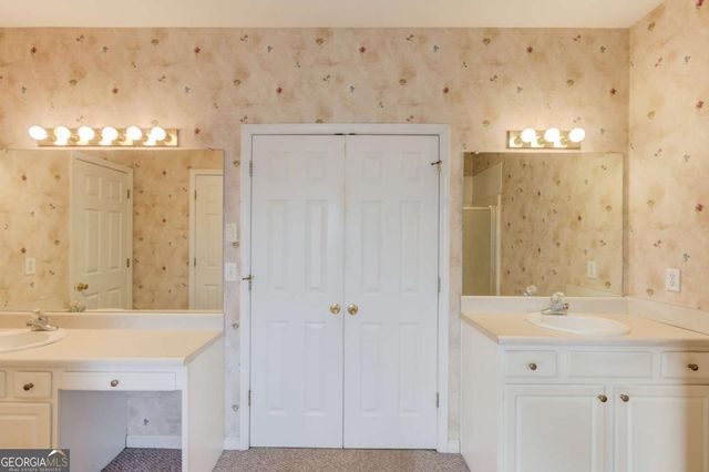 3322 Henderson View Court, Loganville, GA 30052