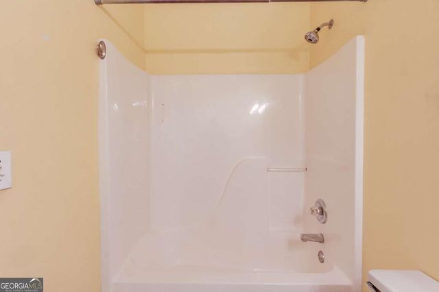 3322 Henderson View Court, Loganville, GA 30052