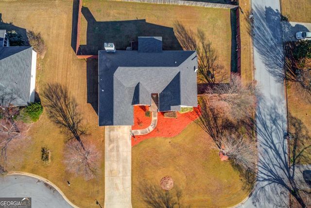 3322 Henderson View Court, Loganville, GA 30052