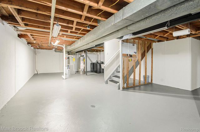 720 Hamlet Court, Auburn Hills, MI 48326