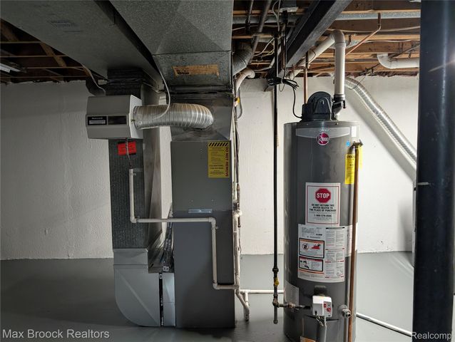 720 Hamlet Court, Auburn Hills, MI 48326