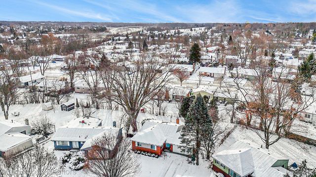 720 Hamlet Court, Auburn Hills, MI 48326