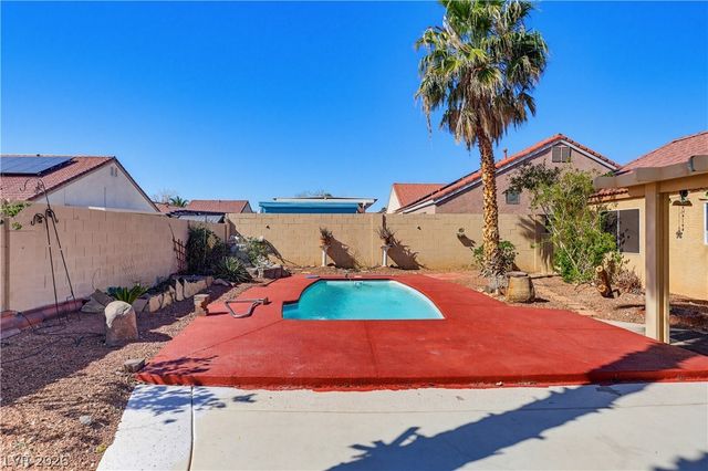 2411 Inlet Beach Court, North Las Vegas, NV 89031