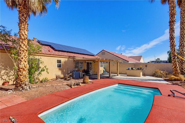 2411 Inlet Beach Court, North Las Vegas, NV 89031