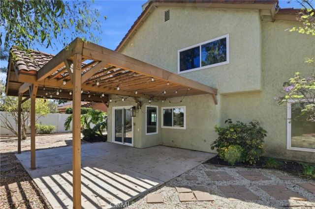 2888 Shirley Drive, Newbury Park, CA 91320