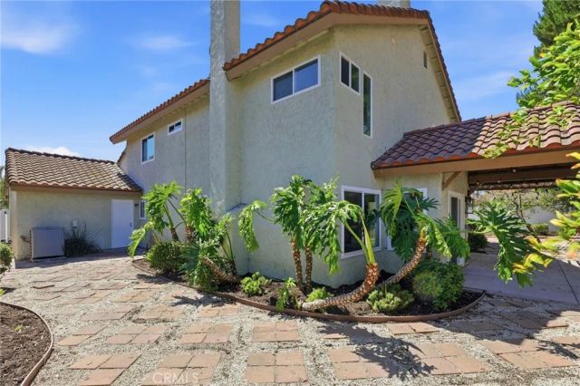 2888 Shirley Drive, Newbury Park, CA 91320