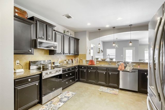 4003 Red Rock Drive, Heartland, TX 75126