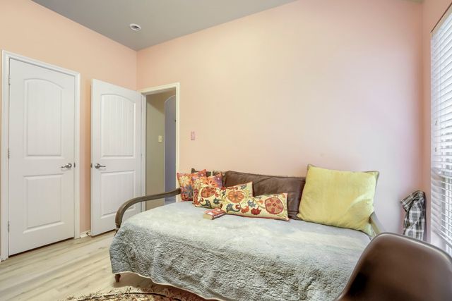 4003 Red Rock Drive, Heartland, TX 75126