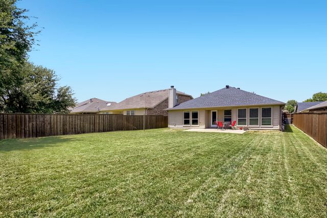 4003 Red Rock Drive, Heartland, TX 75126