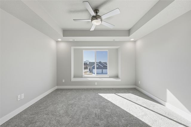 5672 Brook View Avenue, Des Moines, IA 50317