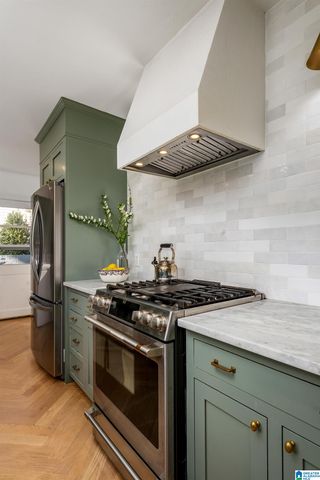 15 GAYWOOD CIRCLE, Mountain Brook, AL 35213