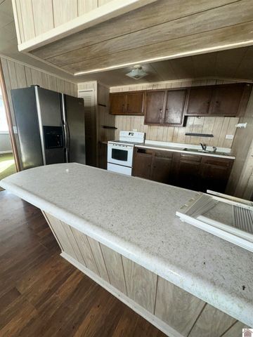 3017 Georgia St., Paducah, KY 42003