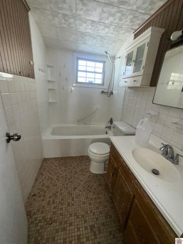 3017 Georgia St., Paducah, KY 42003