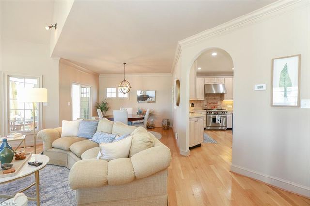 7 Channel LN, Hampton, VA 23664