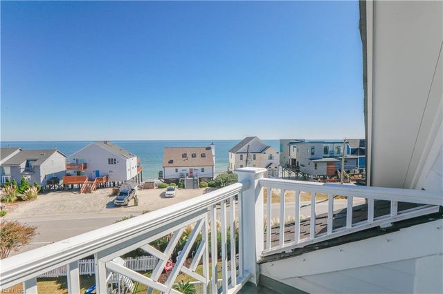 7 Channel LN, Hampton, VA 23664