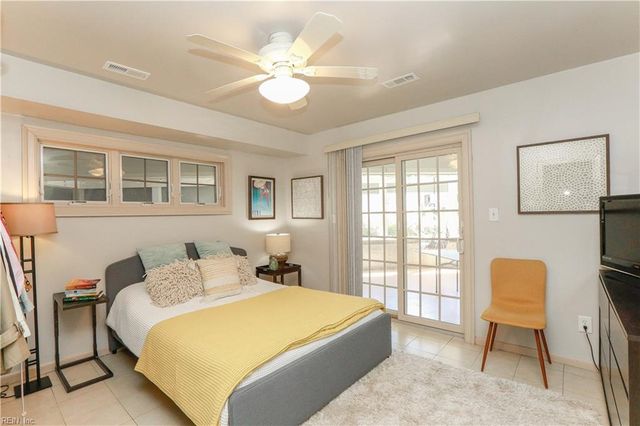 7 Channel LN, Hampton, VA 23664
