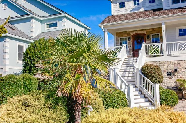 7 Channel LN, Hampton, VA 23664