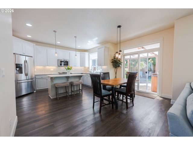 22497 Sw 107TH Ave, Tualatin, OR 97062