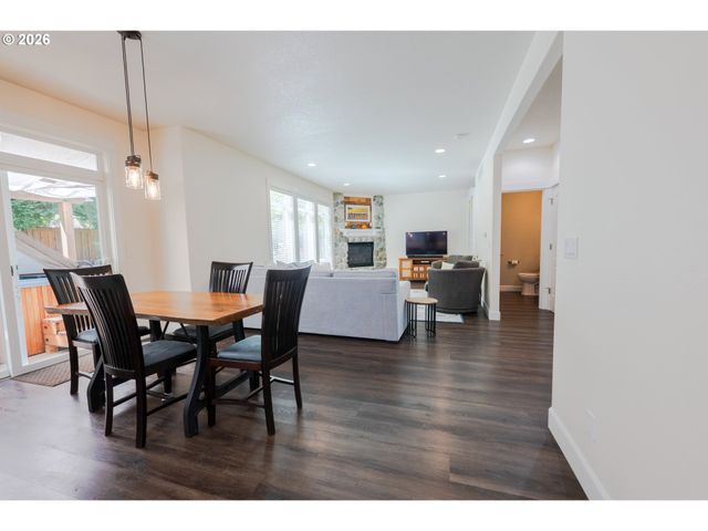 22497 Sw 107TH Ave, Tualatin, OR 97062