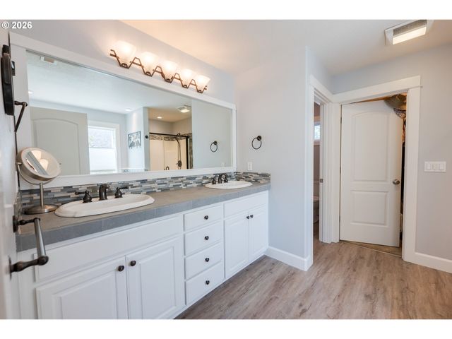 22497 Sw 107TH Ave, Tualatin, OR 97062
