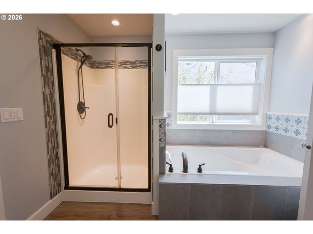 22497 Sw 107TH Ave, Tualatin, OR 97062