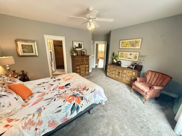 5005 Waters Edge Drive, Valparaiso, IN 46383
