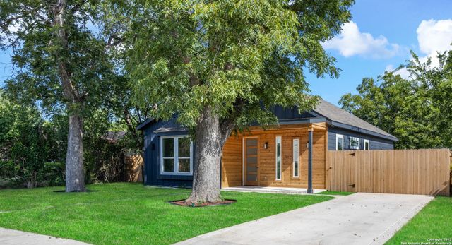 414 Como, San Antonio, TX 78220