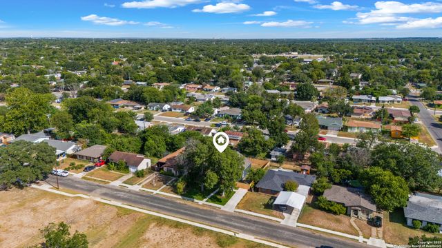 414 Como, San Antonio, TX 78220