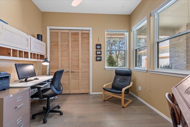 204 Kahana LN, Bastrop, TX 78602