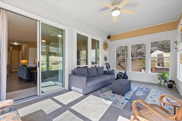 204 Kahana LN, Bastrop, TX 78602