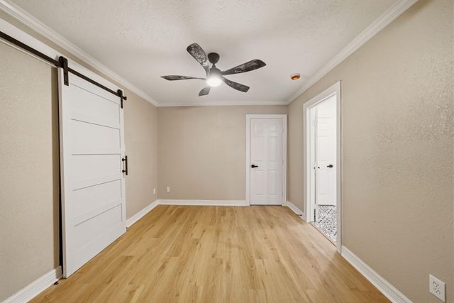 417 13th Avenue N, Texas City, TX 77590