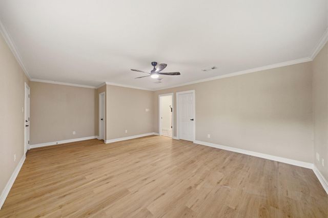 417 13th Avenue N, Texas City, TX 77590